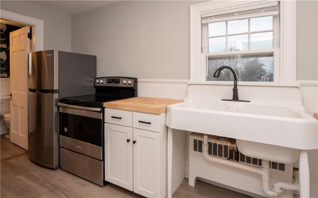 118 Ruggles Avenue, Unit 300 Newport, RI 02840 - Photo 13 of 28