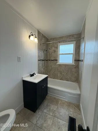 $950 | 313 Starling Street, Jacksonville, NC 28540