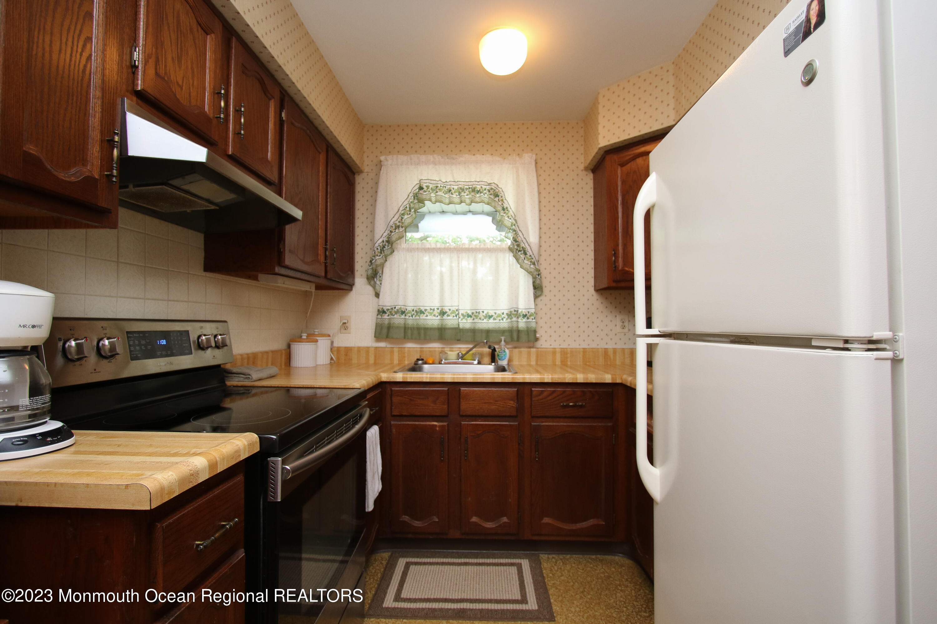 18 D Alpine Road Whiting, NJ 08759 - Photo 5 of 12 18D Kitchen