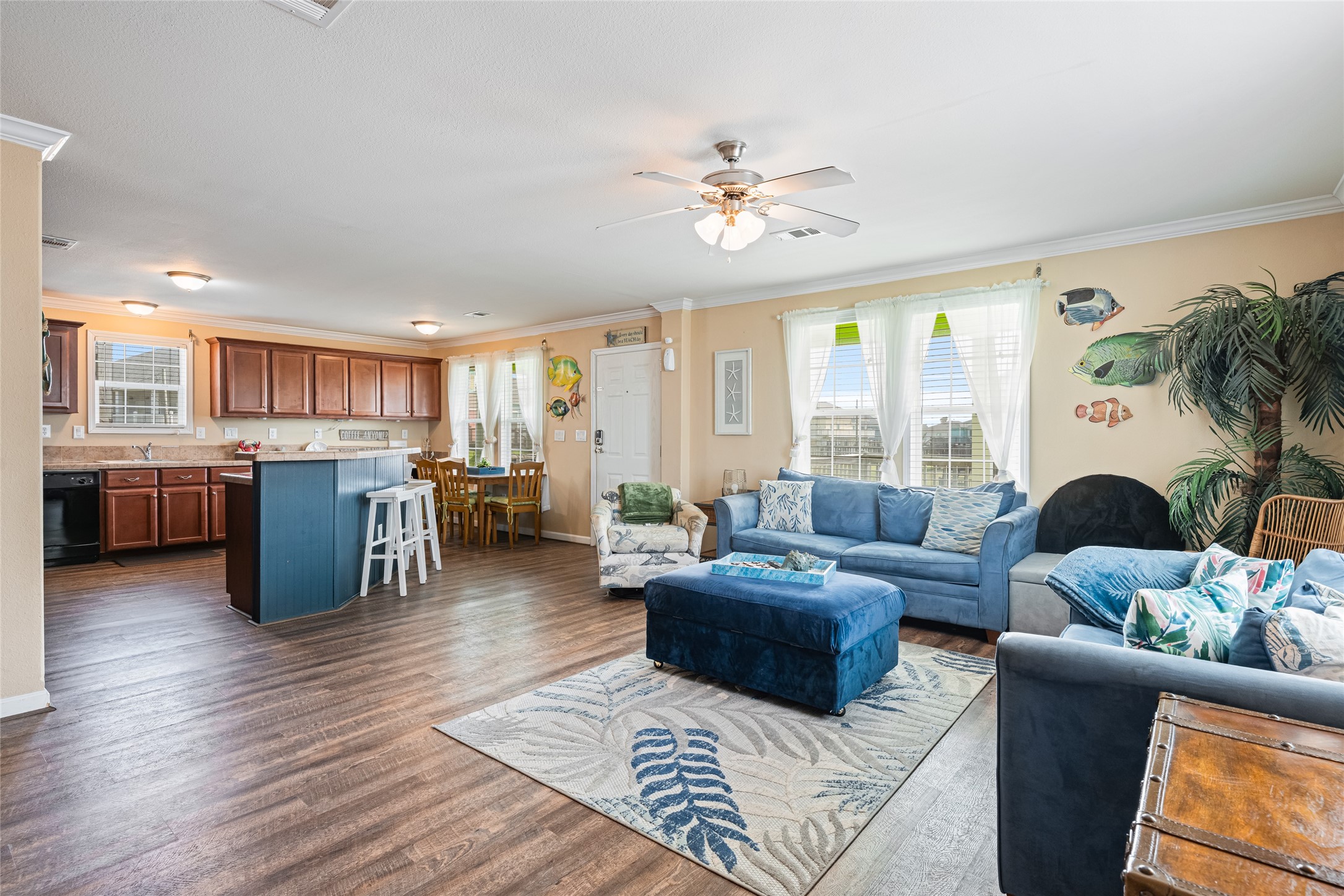 975 South Redfish Crystal Beach, TX 77650 - Photo 12 of 33