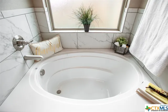 $451,000 | 1027 Winchester Drive, Nolanville, TX 76559