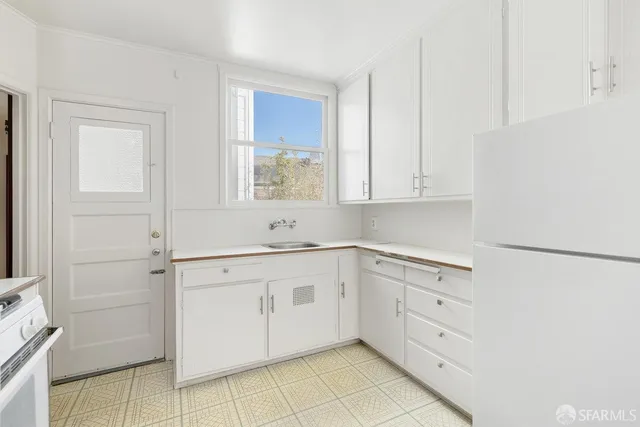 $1,350,000 | 1584-1586 11th Avenue, San Francisco, CA 94122