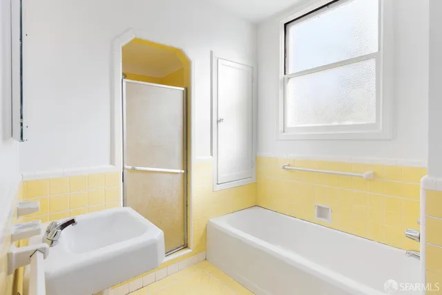 $1,350,000 | 1584-1586 11th Avenue, San Francisco, CA 94122