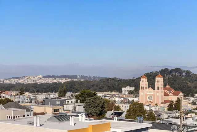 $1,350,000 | 1584-1586 11th Avenue, San Francisco, CA 94122