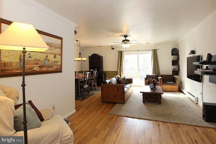 12822 Epping Terrace, Unit 2F Silver Spring, MD 20906 - Photo 3 of 28 Living Room