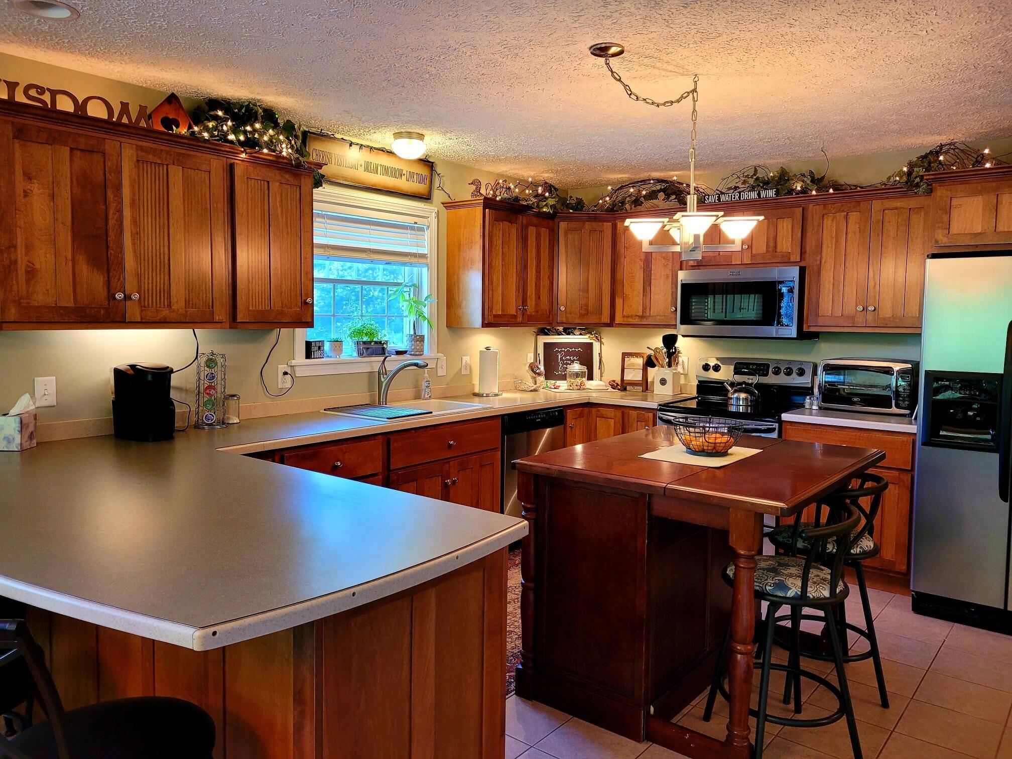 155 Kidder Road South China, ME 04358 - Photo 8 of 68 Kitchen