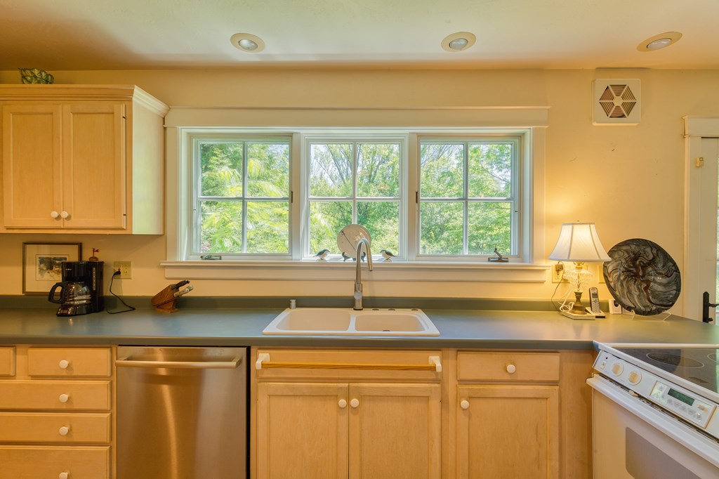 12200 Badger Road Ellison Bay, WI 54210 - Photo 11 of 54
