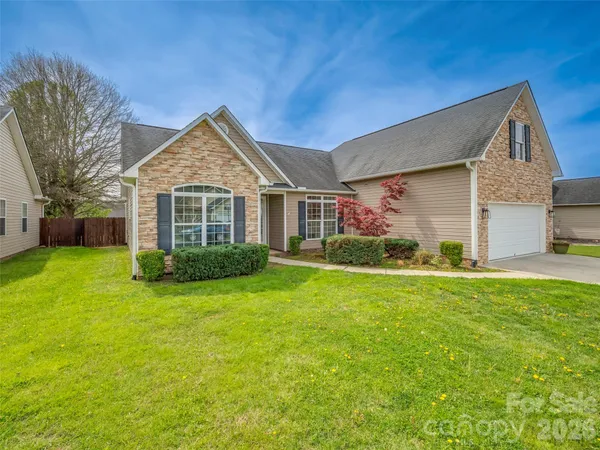 $449,000 | 33 West Hiawassee Road, Fletcher, NC 28732