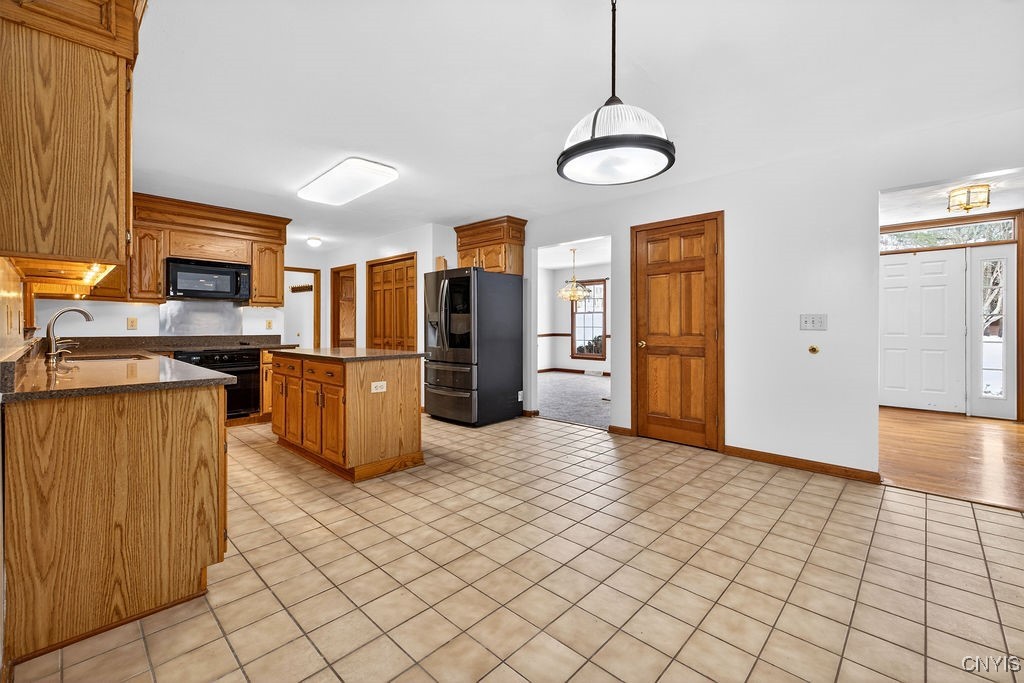 2788 Hiltonwood Road Lysander, NY 13027 - Photo 22 of 50 Eat in kitchen