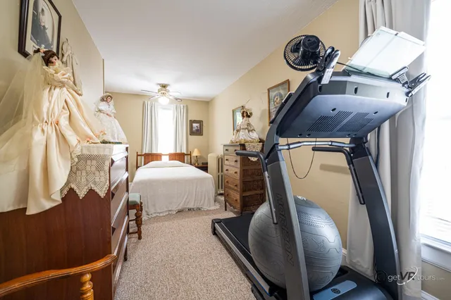 a view of living room washer and dryer