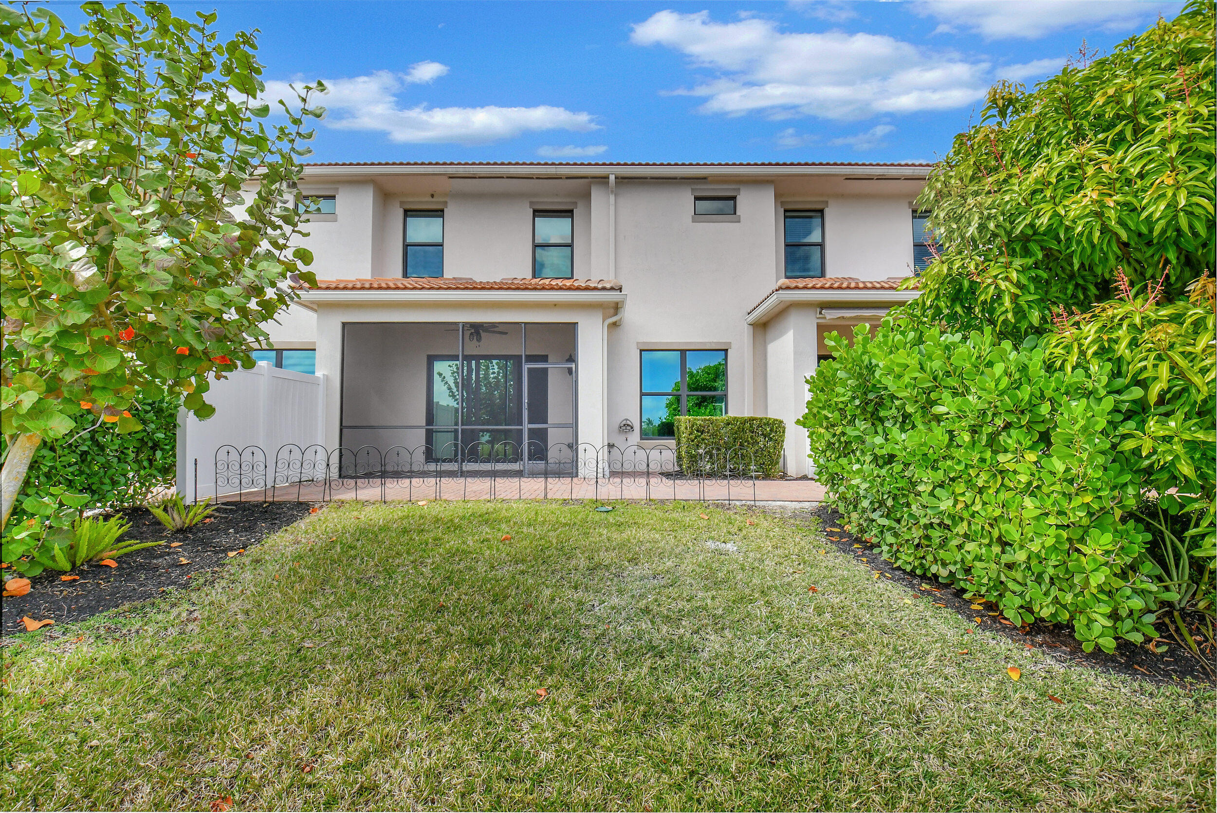 10102 Akenside Drive Boca Raton, FL 33428 - Photo 27 of 42 17_dsc_3921