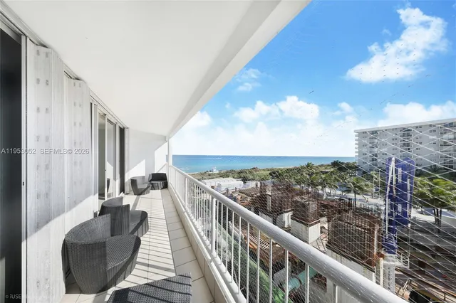 $3,600 | 9341 Collins Avenue, Unit 503, Surfside, FL 33154