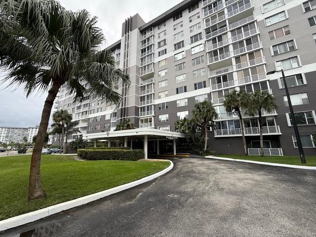 3850 Washington Street, Unit 703 Hollywood, FL 33021 - Photo 2 of 20