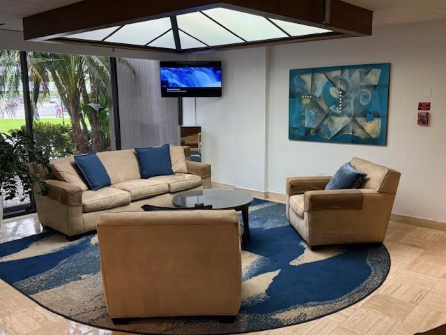 3850 Washington Street, Unit 703 Hollywood, FL 33021 - Photo 5 of 20