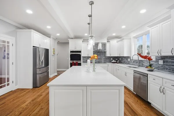 $949,900 | 1 Farmer Circle, East Longmeadow, MA 01028