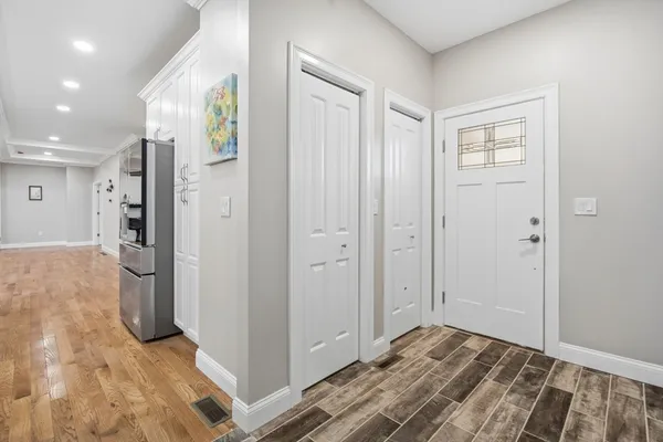 $949,900 | 1 Farmer Circle, East Longmeadow, MA 01028