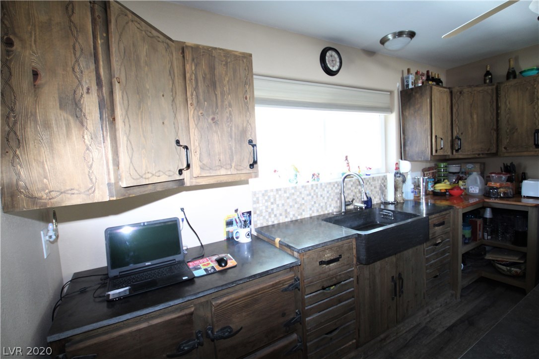 62 Camp Bonanza Road Cold Creek, NV 89124 - Photo 17 of 50 Gallery Image 17