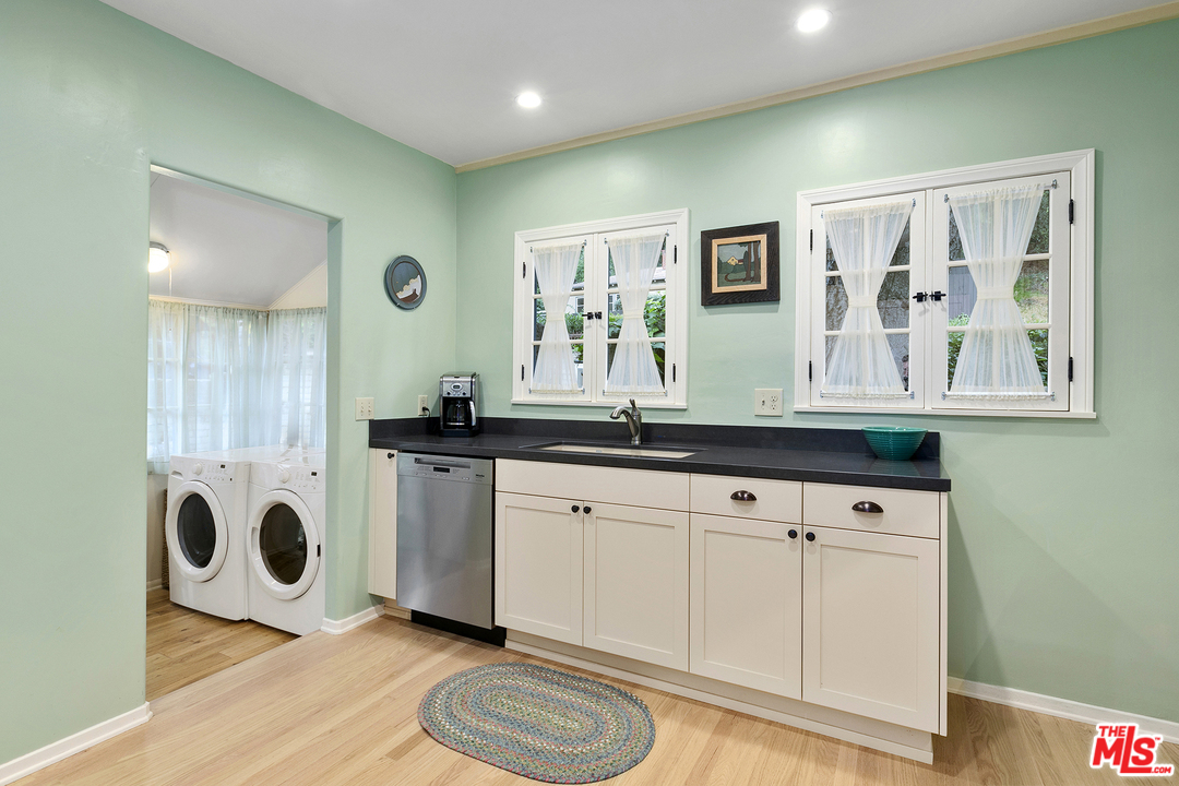 3617 Canyon Crest Road Altadena, CA 91001 - Photo 18 of 38 Gallery Image 18