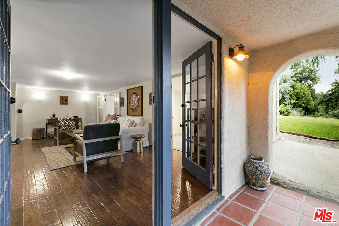 3617 Canyon Crest Road Altadena, CA 91001 - Photo 22 of 38 Gallery Image 22