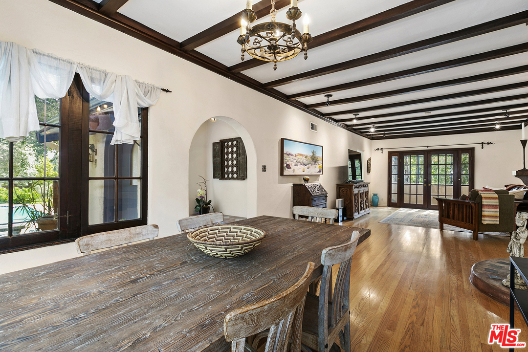3617 Canyon Crest Road Altadena, CA 91001 - Photo 5 of 38 Gallery Image 5