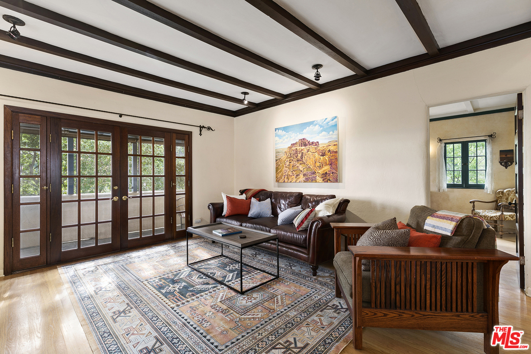 3617 Canyon Crest Road Altadena, CA 91001 - Photo 7 of 38 Gallery Image 7