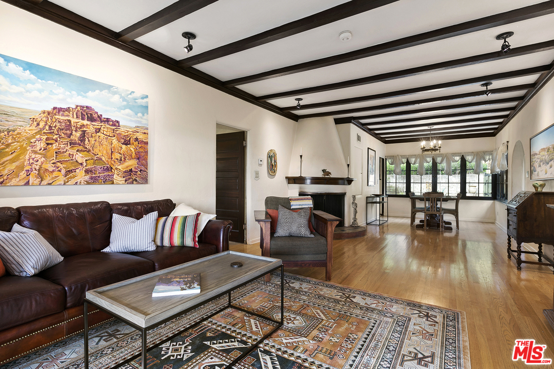 3617 Canyon Crest Road Altadena, CA 91001 - Photo 8 of 38 Gallery Image 8
