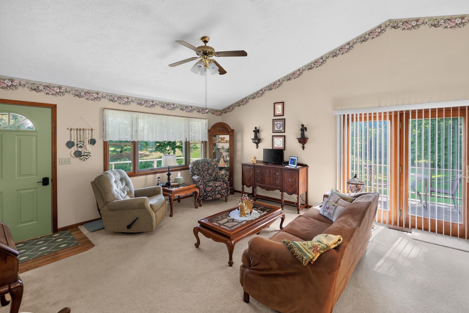 23526 Caves Road Gambier, OH 43022 - Photo 6 of 44