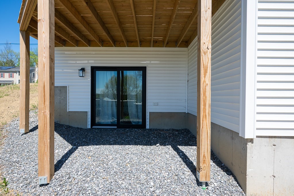 83 Upland Street, Unit 1 Worcester, MA 01607 - Photo 4 of 29