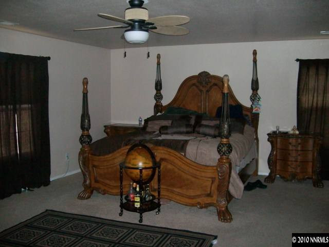8945 Griffon Court Reno, NV 89506 - Photo 5 of 9 Photo 5