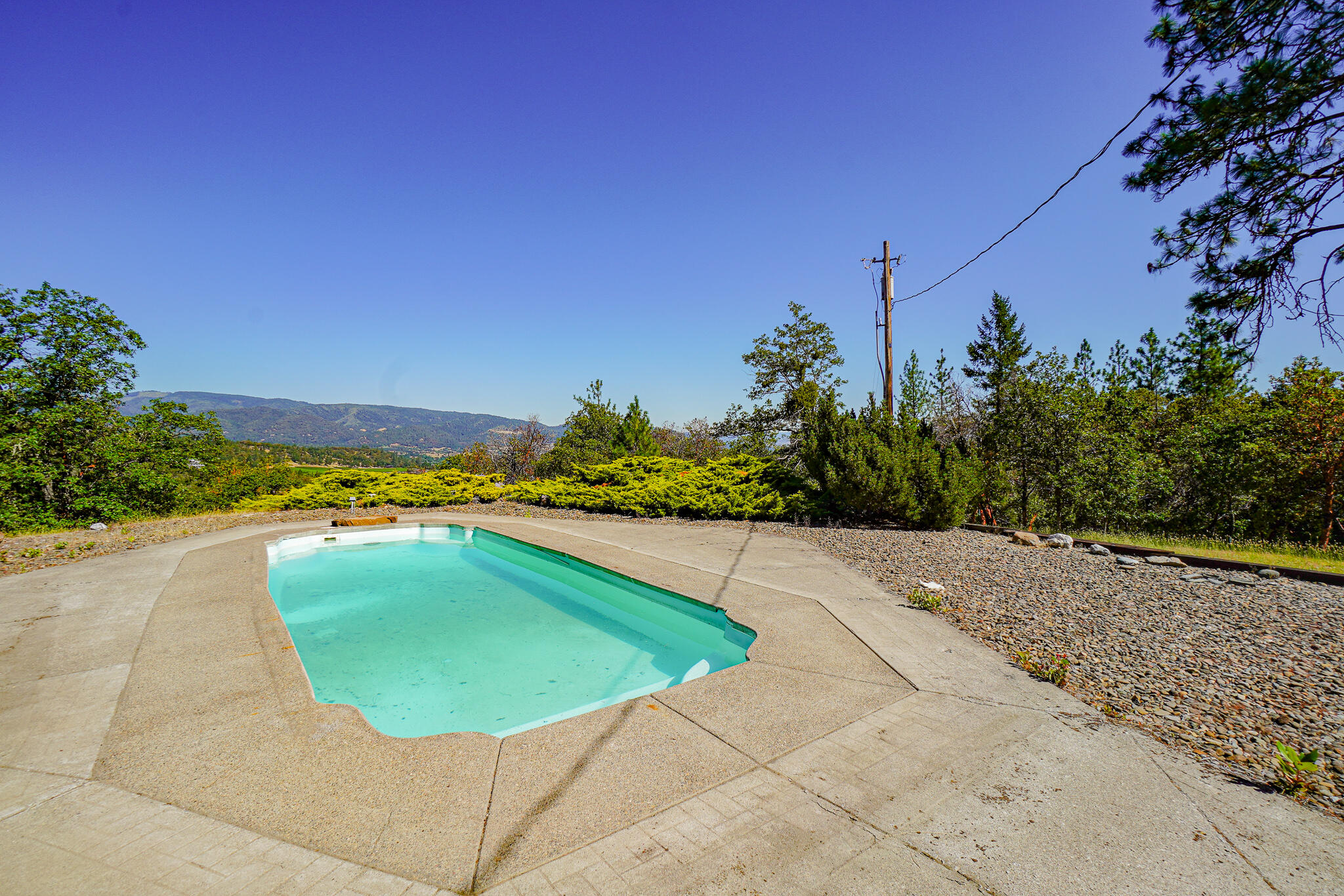 2105 Knowles Road Medford, OR 97501 - Photo 31 of 40 DSC00137