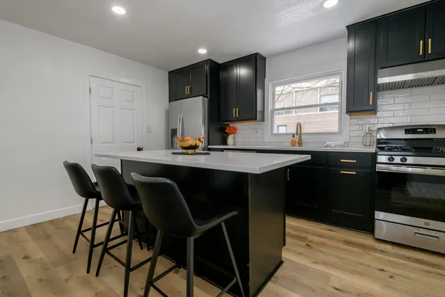 $429,900 | 2128 South Mound Street, Milwaukee, WI 53207