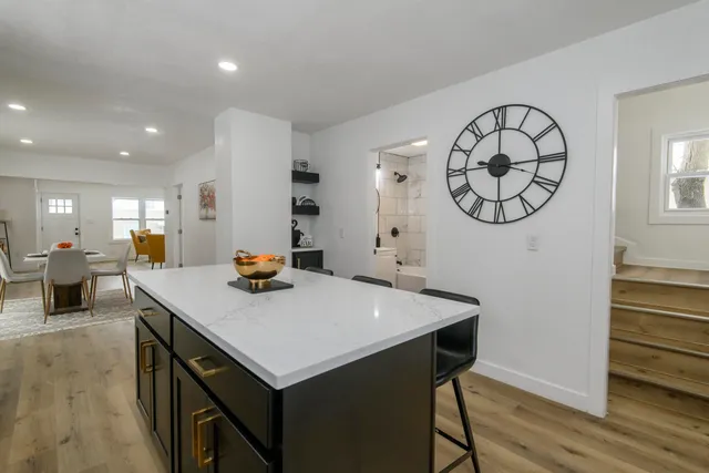 $429,900 | 2128 South Mound Street, Milwaukee, WI 53207