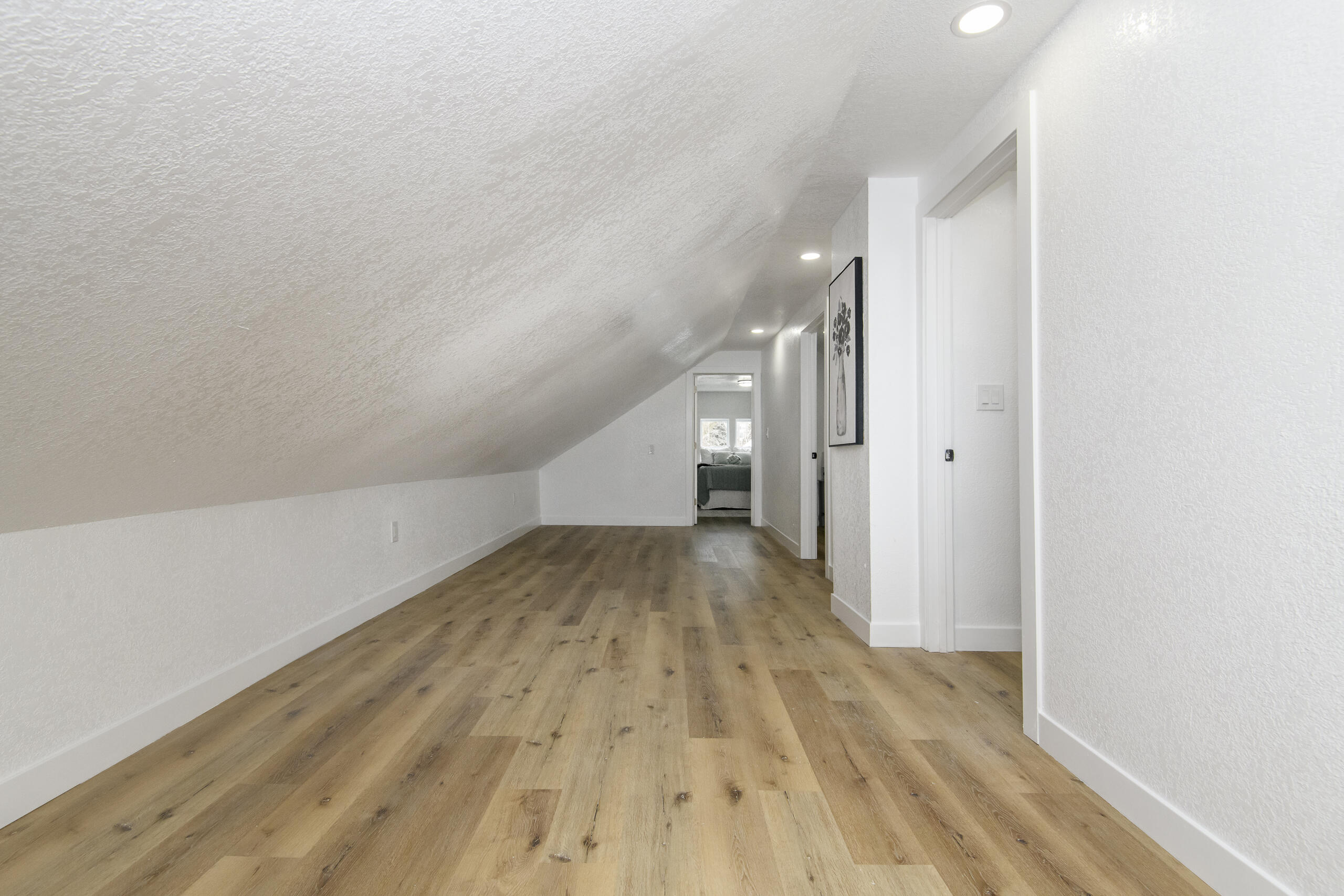 2128 South Mound Street Milwaukee, WI 53207 - Photo 26 of 71 2128 S Mound-33