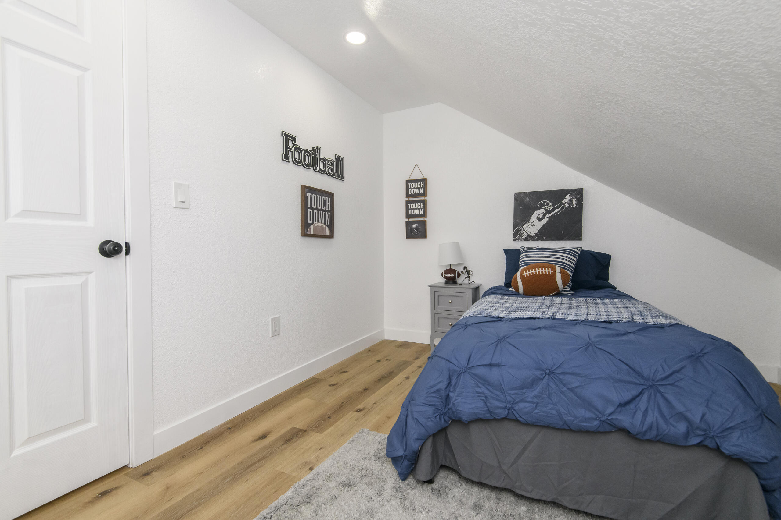 2128 South Mound Street Milwaukee, WI 53207 - Photo 33 of 71 2128 S Mound-40