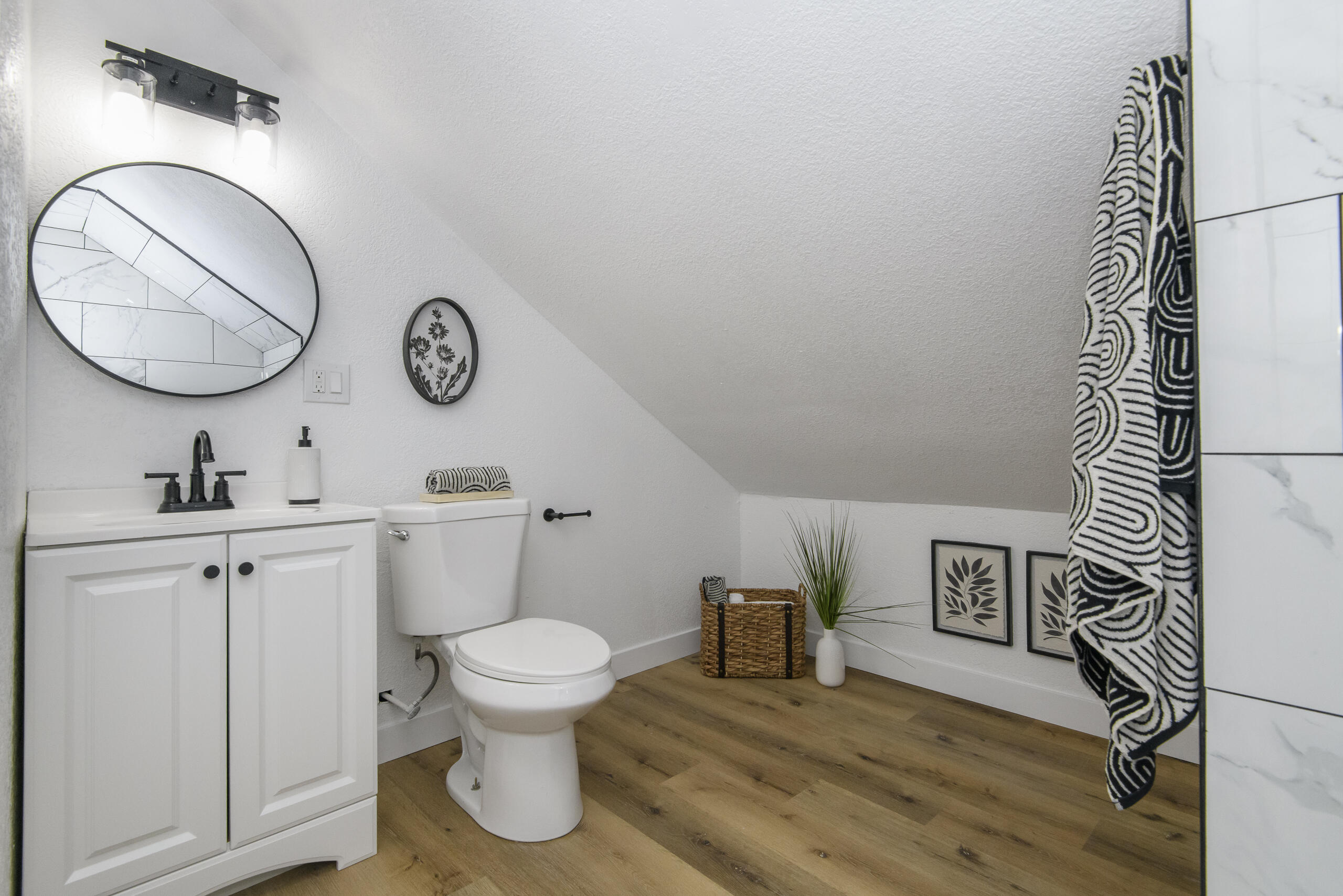 2128 South Mound Street Milwaukee, WI 53207 - Photo 36 of 71 2128 S Mound-43