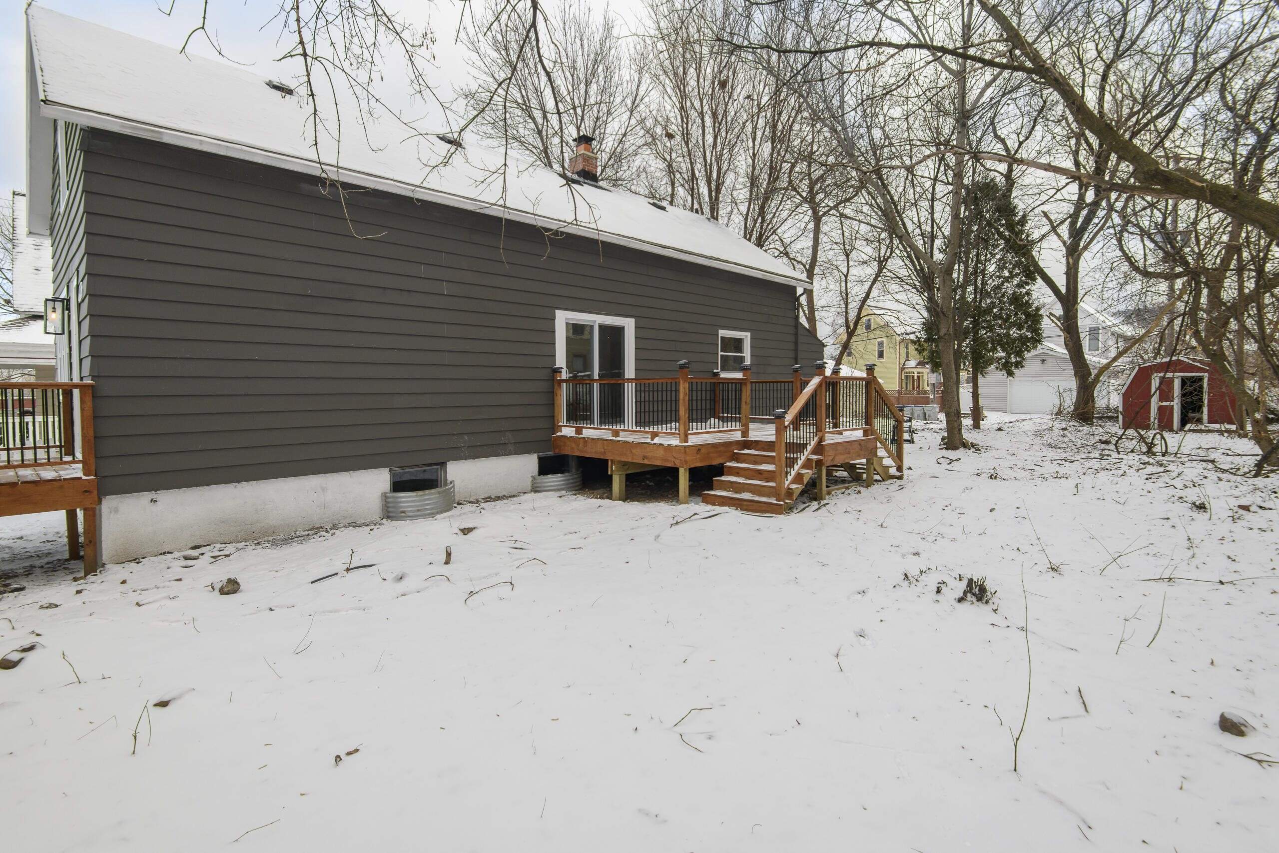 2128 South Mound Street Milwaukee, WI 53207 - Photo 54 of 71 2128 S Mound-08