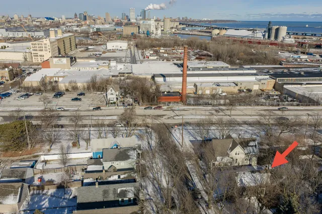 $429,900 | 2128 South Mound Street, Milwaukee, WI 53207