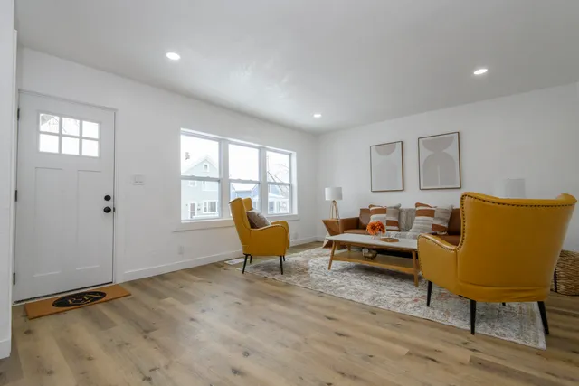 $429,900 | 2128 South Mound Street, Milwaukee, WI 53207