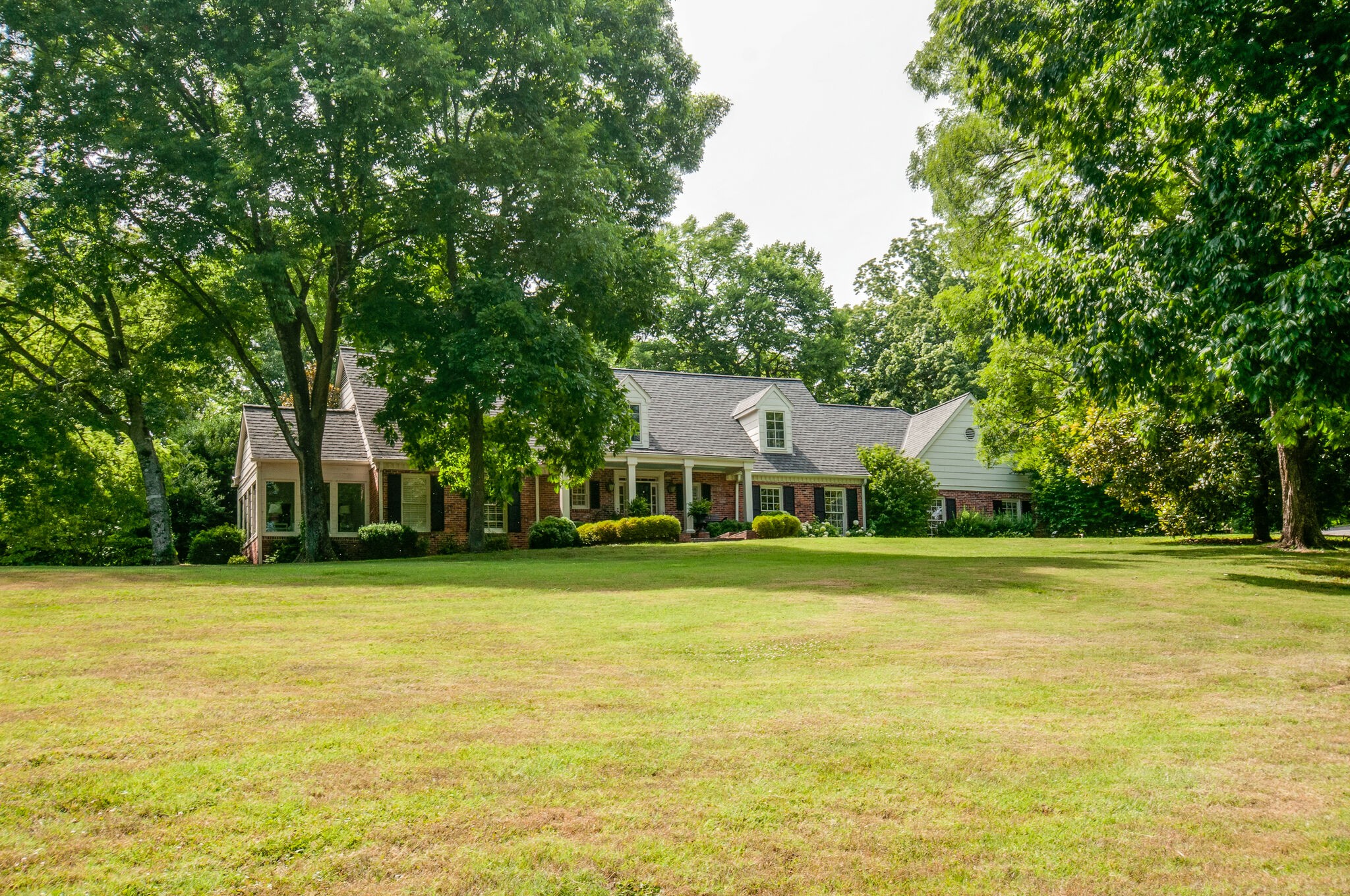 937 Cherry Grove Road Nashville, TN 37221 - Photo 2 of 54 Gallery Image 2