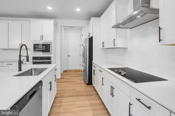 $605,999 | 35603 Pine Needle Lane, Locust Grove, VA 22508