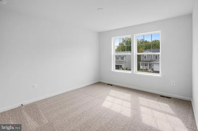 $599,999 | 35603 Pine Needle Lane, Locust Grove, VA 22508