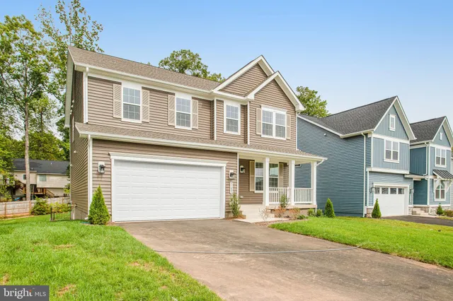 $599,999 | 35603 Pine Needle Lane, Locust Grove, VA 22508