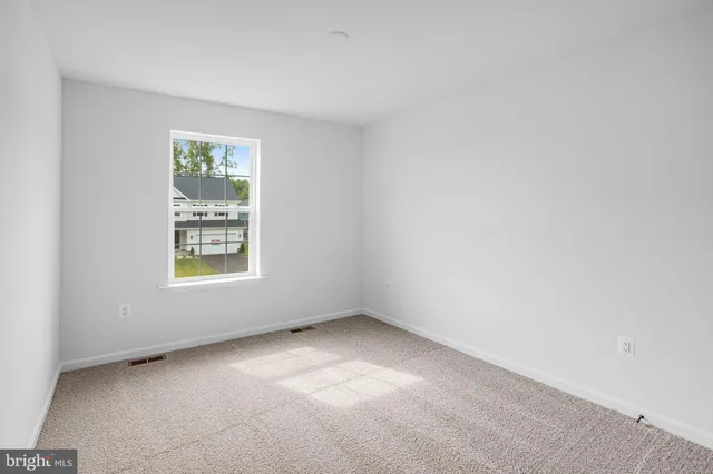 $599,999 | 35603 Pine Needle Lane, Locust Grove, VA 22508