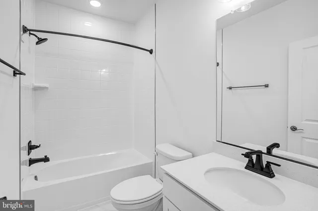 $599,999 | 35603 Pine Needle Lane, Locust Grove, VA 22508