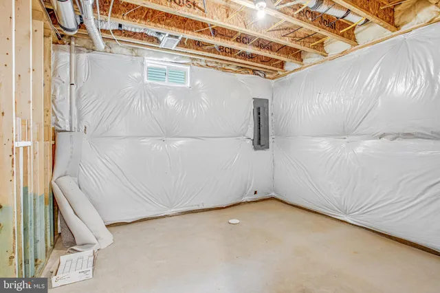 $599,999 | 35603 Pine Needle Lane, Locust Grove, VA 22508