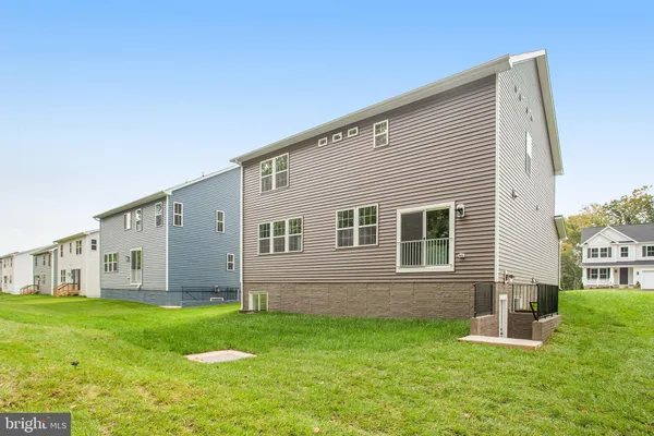 $605,999 | 35603 Pine Needle Lane, Locust Grove, VA 22508