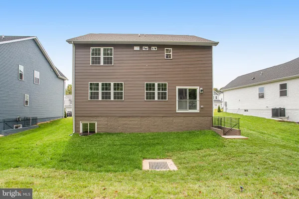 $605,999 | 35603 Pine Needle Lane, Locust Grove, VA 22508