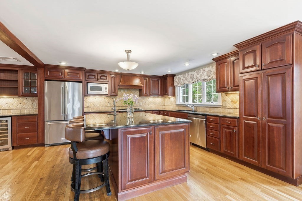 57 Douglas Road Needham, MA 02492 - Photo 5 of 22