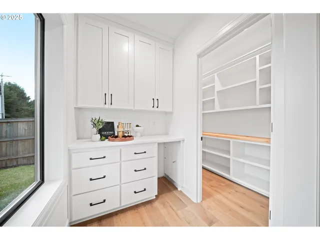 $999,000 | 1211 Northwest 150th Street, Vancouver, WA 98685