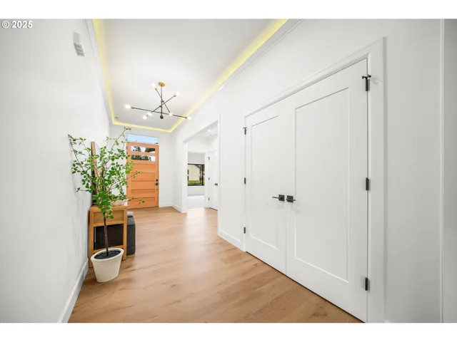 $999,000 | 1211 Northwest 150th Street, Vancouver, WA 98685